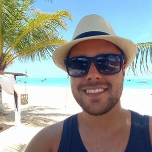 Meet your Posher, Felipe